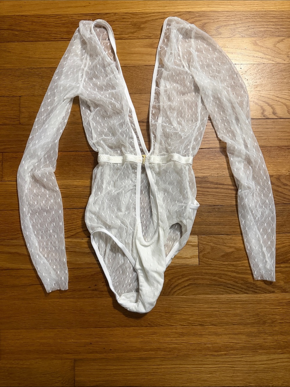 NWOT Elf Zhou London Sheer Long-Sleeve White Lace Teddy Bodysuit
